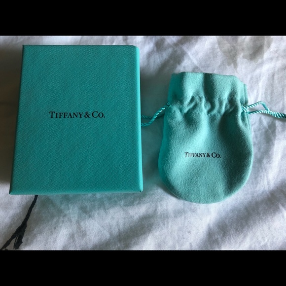 Authentic Tiffany&co Paloma Graffiti ring - Picture 4 of 5